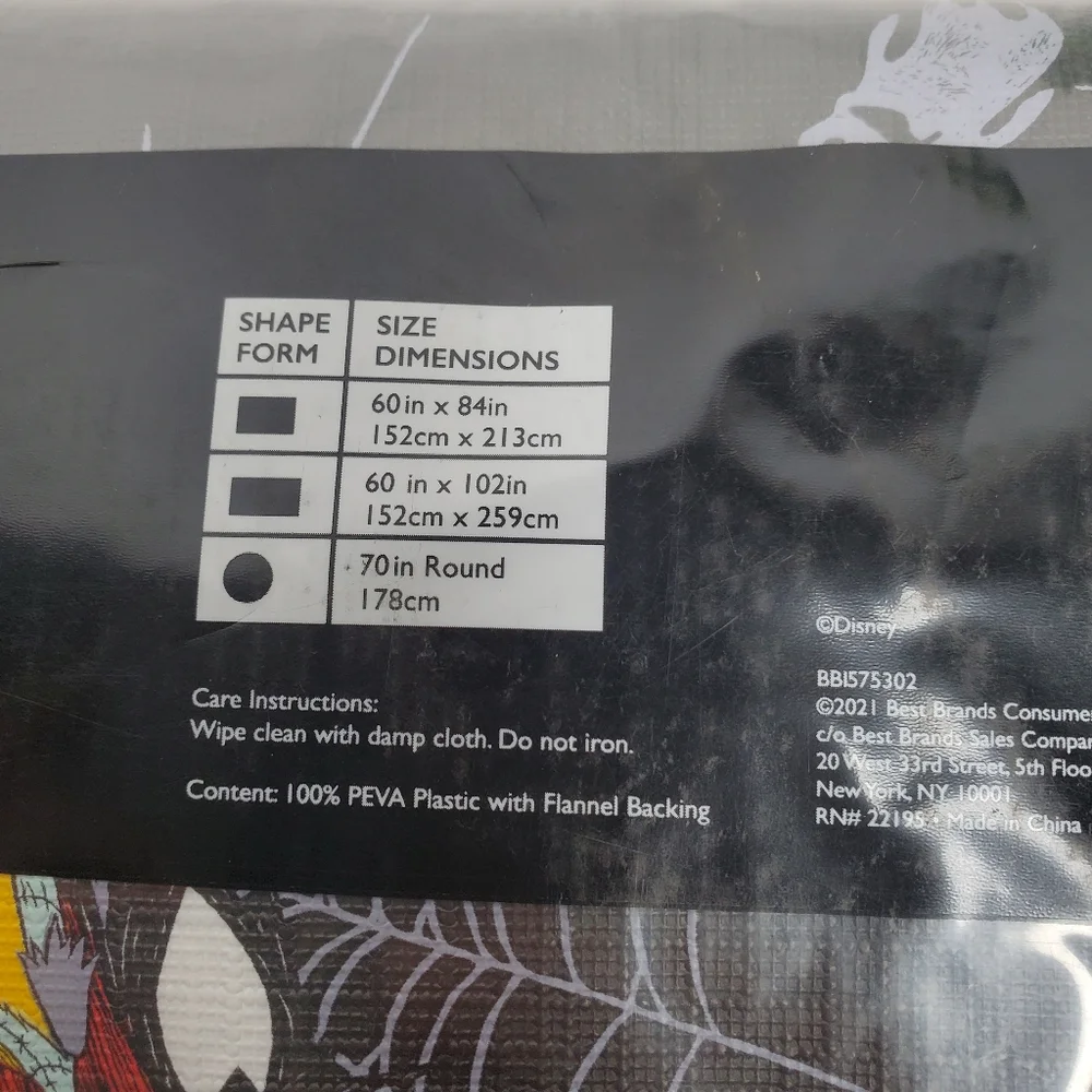 ◇ Tim Burtons Nightmare Before Christmas Vinyl Tablecloth 60